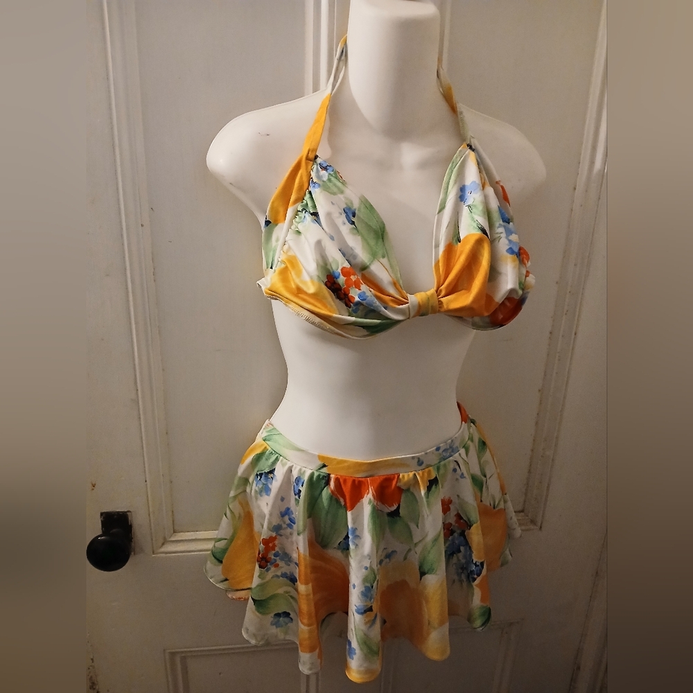 Vintage Esther Williams 2 Piece Bathing Suit  Size 14 1990s Skirted Bottom